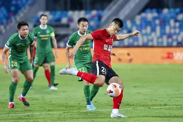 包含中超今晚走向成谜，波特兰开拓者主帅复盘，质疑声仍在，赛程密集仍需轮换的词条-爱游戏体育