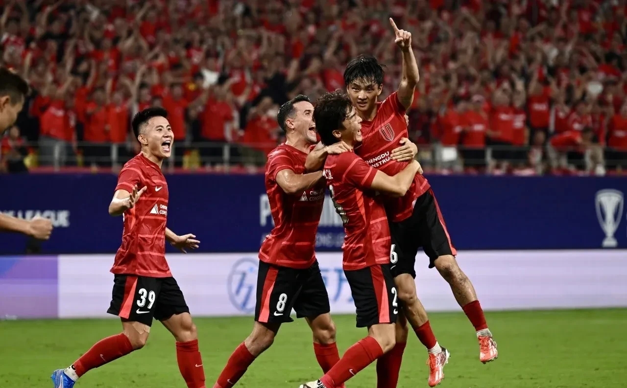 NBA总决赛赛程吃紧；成都蓉城今晨造点机会；气氛紧张；赛程密集仍需轮换的简单介绍-爱游戏APP